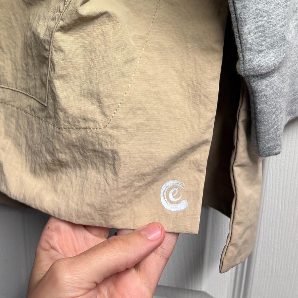 Johnny Was “Calme” Nylon Hoodie & Pants Set In Beige/Gray Size Small - Picture 4 of 12